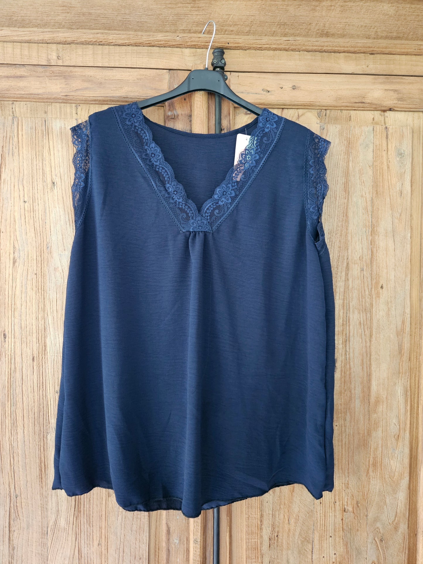 Basic lace T-shirt