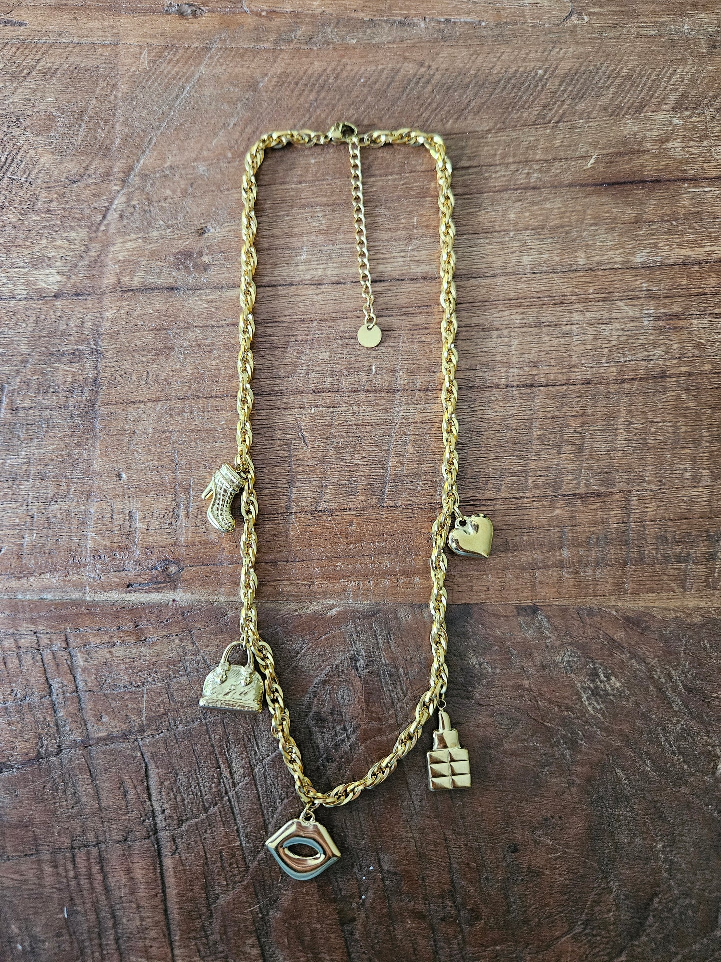 Ketting bedel lips