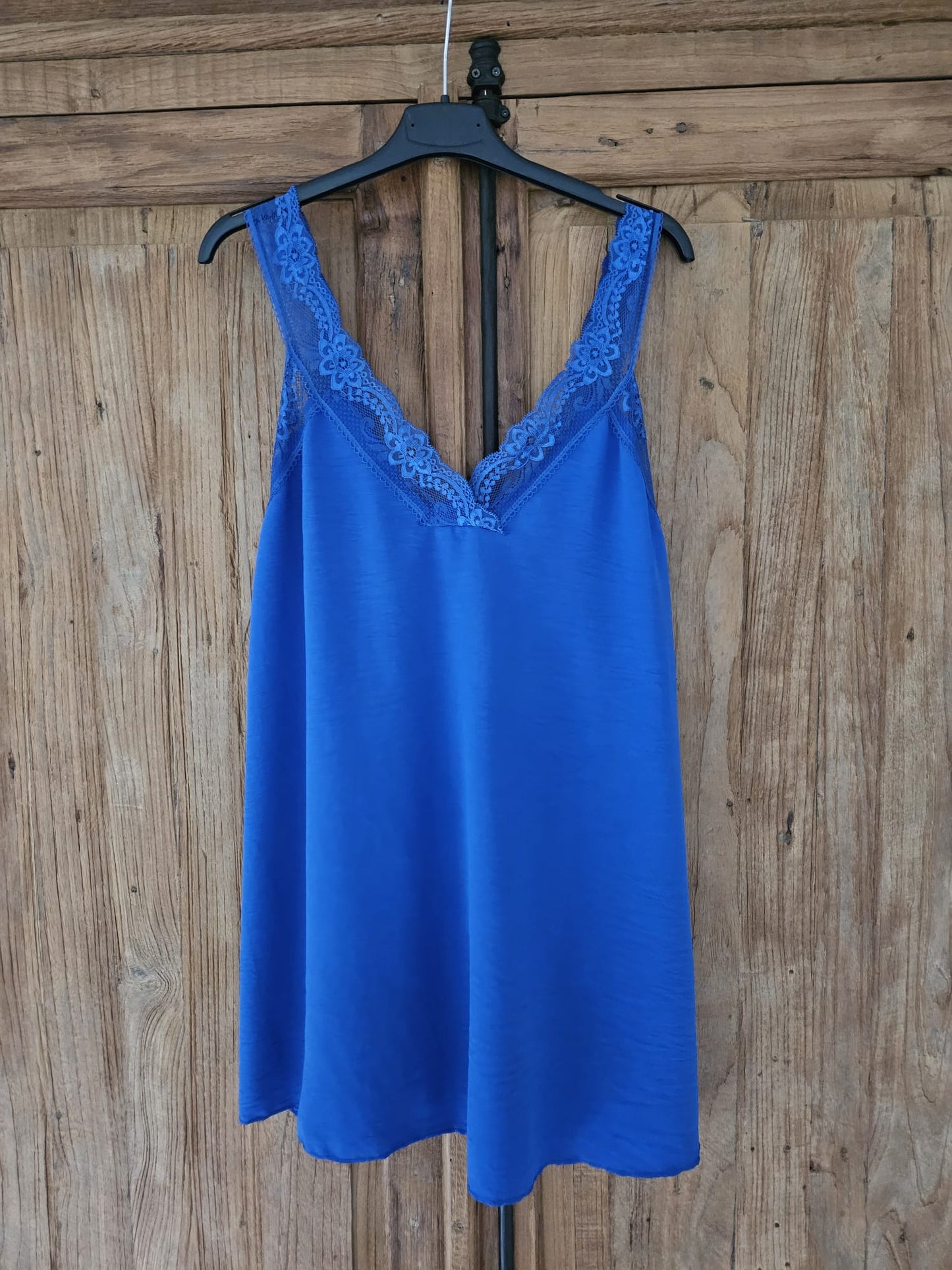 Basic lace top