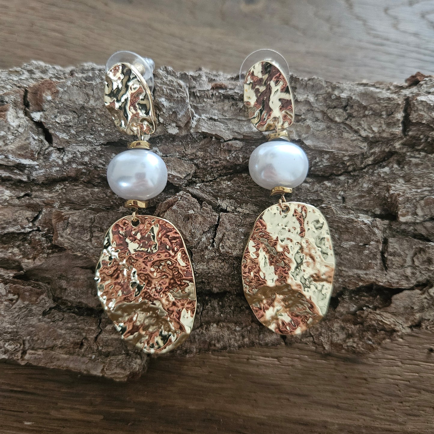 Oorbel bladgoud parel