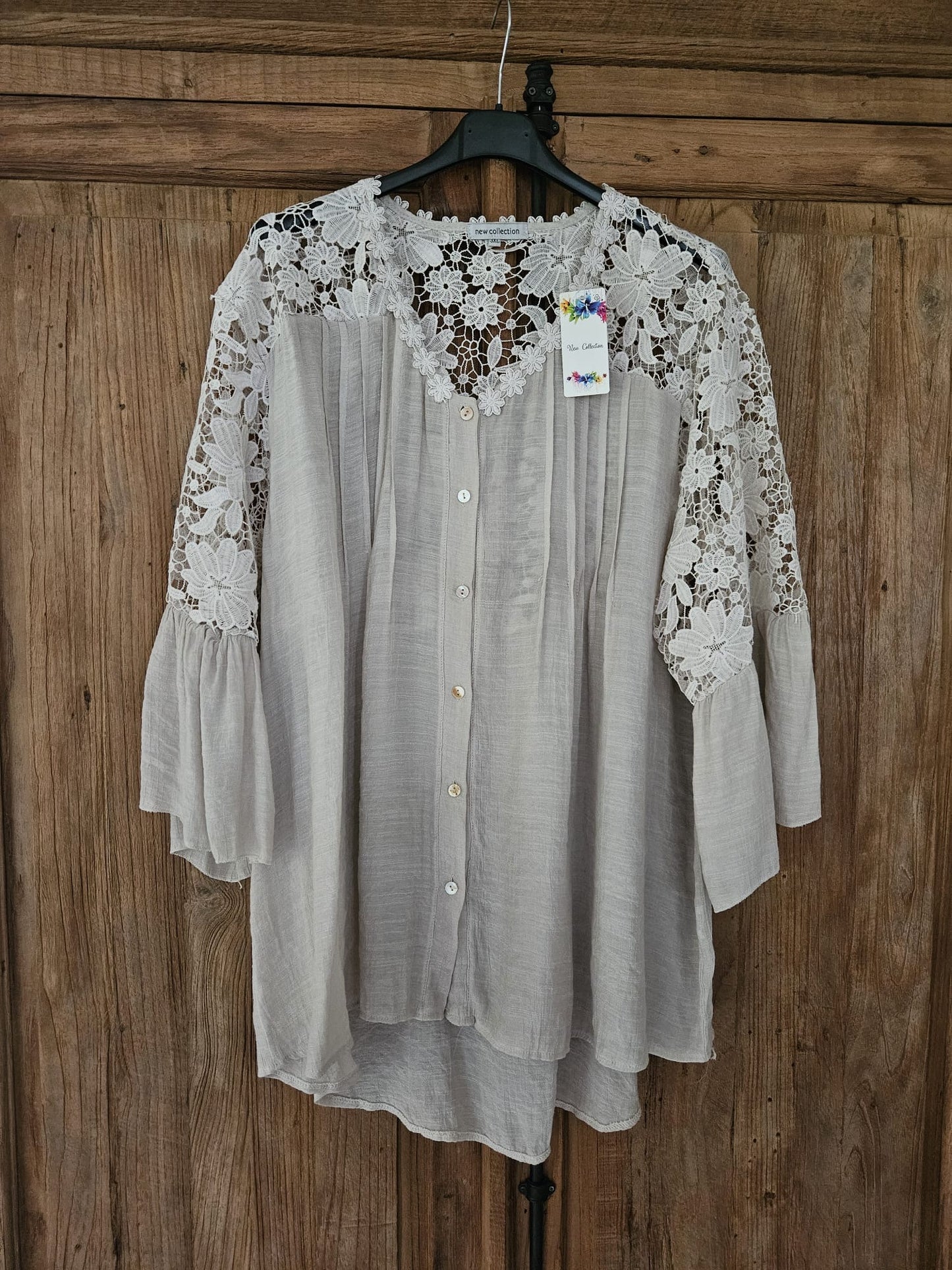 Flower lace blouse