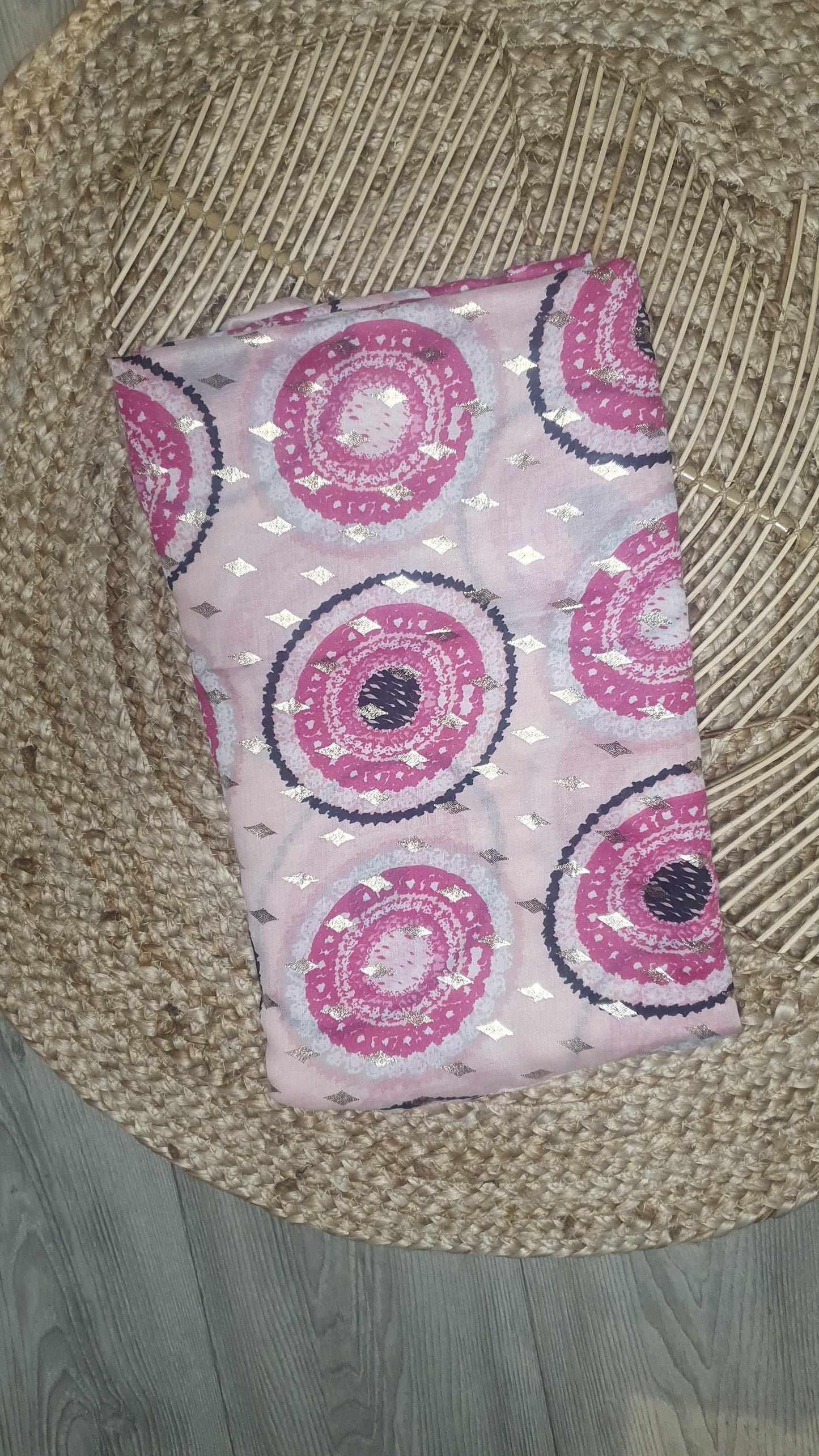 Sjaal met cirkelpatroon