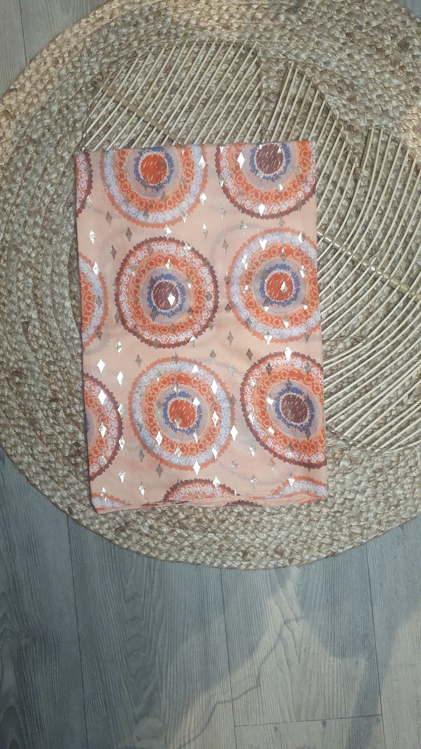 Sjaal met cirkelpatroon