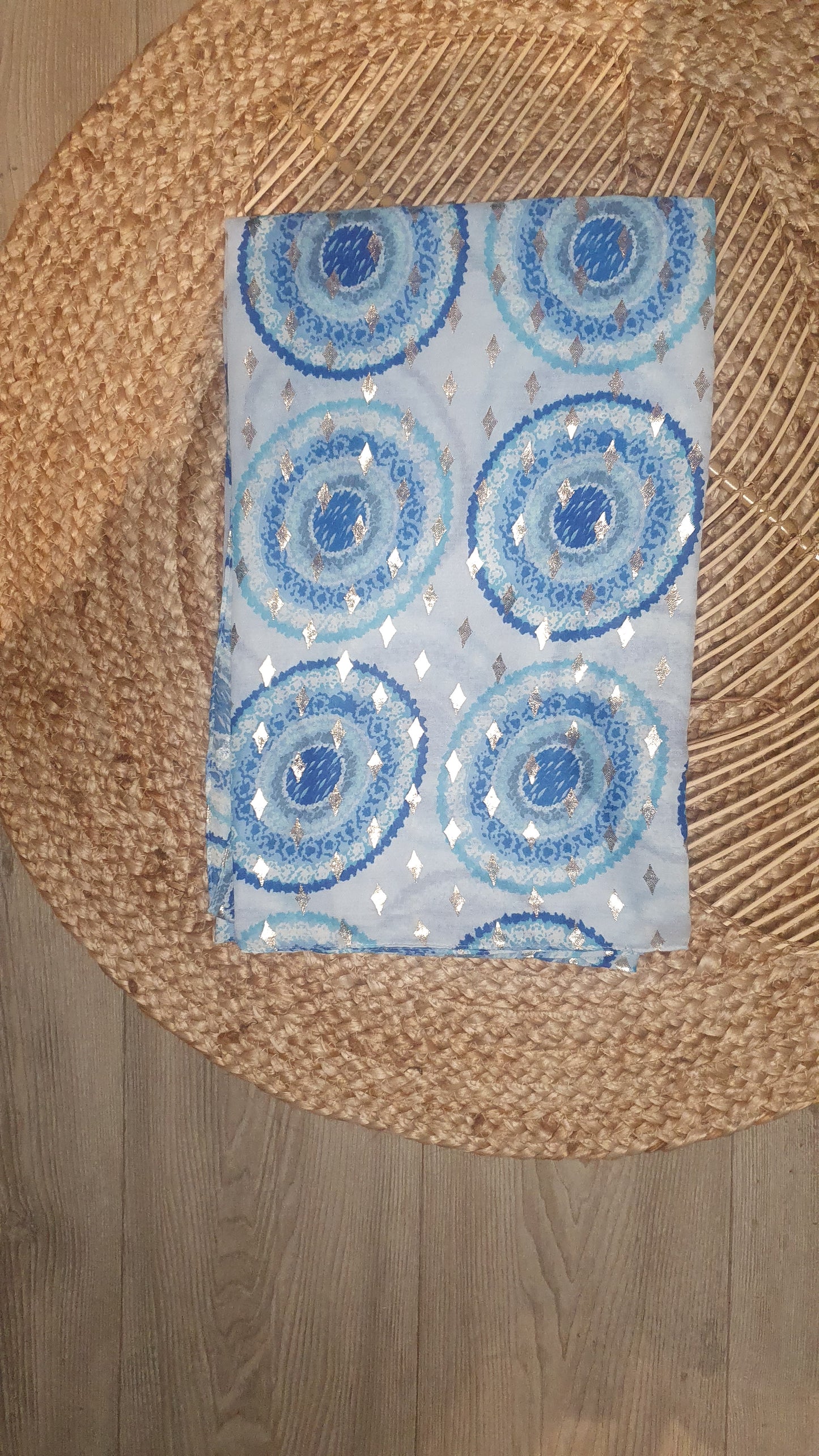 Sjaal met cirkelpatroon